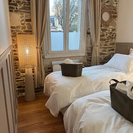 Le Jardin Secret - 2 & Parking Offert Apartment