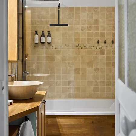 Le Jardin Secret - 2 & Parking Offert