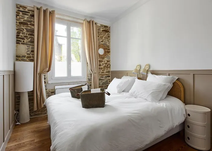 Le Jardin Secret - 2 & Parking Offert Apartmán