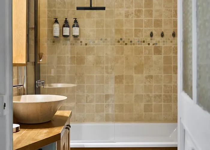 Le Jardin Secret - 2 & Parking Offert